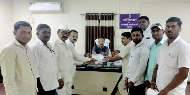 नंदूरबार तालुक्यातील पूर्व भागातील गावात कोरडा दुष्काळ जाहीर करून 50 पैशांच्या आत आणेवारी लागू करण्याची मागणी