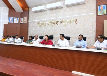 आमदाराची मागणी केली स्थगित,  हर घर नल से जल’ योजनेचे कार्यारंभ आदेश झाले वाटप, मात्र कामांना सुरुवात होणार कधी? जि.प.सदस्यांचा संतप्त सवाल