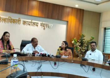 अरे व्वा :  यंदा जिल्ह्यात साजरा होणार होळी महोत्सव , आदिवासी विकास मंत्री ना. डॉ. विजयकुमार गावित यांनी दिले आदेश