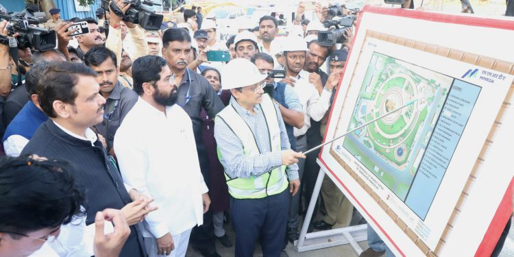 इंदू मिल परिसरात भारतरत्न डॉ. बाबासाहेब आंबेडकर यांच्या स्मारकाचे काम २०२४ पर्यंत पूर्ण करावे – मुख्यमंत्री एकनाथ शिंदे