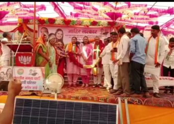 मोलगी येथे पालकमंत्री पदी ना. डॉ. विजयकुमार गावित यांची नियुक्ती झाल्या बद्दल भव्य सत्कार