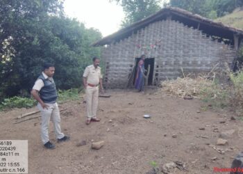 अरे बापरे भयानक घटना : जेवण करीत असलेल्या महिलेला घरातून बिबट्याने फरफटत नेऊन केले ठार