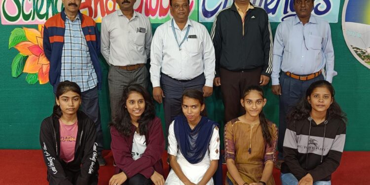 कमला नेहरू महाविद्यालयाचे जिल्हास्तरीय शालेय क्रीडा स्पर्धेत यश