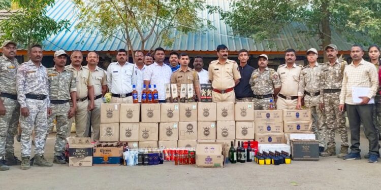 उसाच्या शेतात असलेला अडीच लाखाचा अवैद्य दारु जप्त, एकास अटक