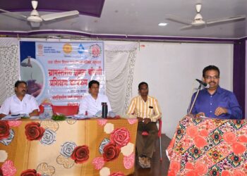 गावाला शुद्ध मुबलक पाणी योजनेच्या माध्यमातून मिळण्यासाठी सर्वांनी प्रयत्न करावेत :  रघुनाथ गावडे