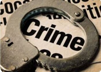 चौपाळे येथे एकास लोखंडी पाईपने मारहाण, तिघांविरुद्ध गुन्हा दाखल