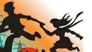 अल्पवयीन मुलीस पळविले