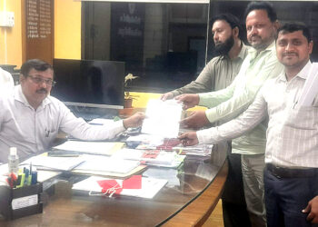 मंजुर अल्पसंख्यांक महिला वसतीगृहाचा प्रश्‍न मार्गी लावावा, अल्पसंख्यांक विकास व हक्क फाऊंडेशनतर्फे विविध मागण्यांचे निवेदन