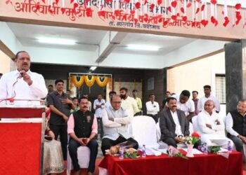 जगात स्वाभिमानाने जगण्यासाठी आदिवासींना शिक्षणाशिवाय तरणोपाय नाही- आदिवासी विकासमंत्री विजयकुमार गावित