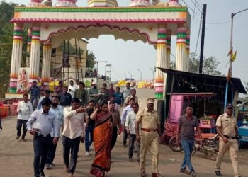 जिल्हाधिकारी मनिषा खत्री यांनी केली सारंगखेडा येथील यात्रोत्सवाची पाहणी