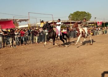 शेतकरी गटातून बाबुलाल तर व्यापारी गटातून मलंग अश्र्वाने पटकाविला प्रथम क्रमांक