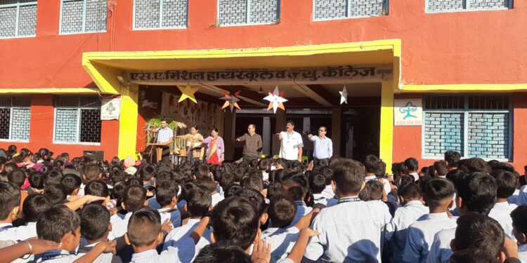 एस.ए.मिशन हायस्कुल व कनिष्ठ महाविद्यालय येथे राष्ट्रीय गणित दिवस साजरा