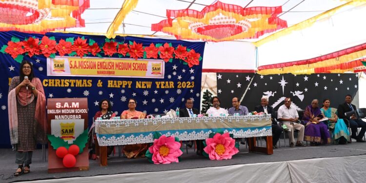 नाताळ निमित्त मिशन स्कूलमध्ये सांस्कृतिक कार्यक्रम