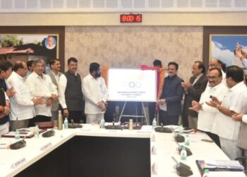 महाराष्ट्र राज्य ऑलिम्पिक क्रीडा स्पर्धेच्या बोधचिन्हाचे मुख्यमंत्री एकनाथ शिंदे यांच्या हस्ते अनावरण