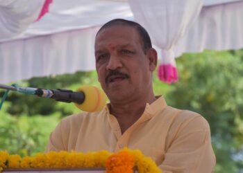 ॲड.के.सी.पाडवी यांच्या उलट्या बोंबा : आदिवासी विकास मंत्री ना.डॉ.विजयकुमार गावित