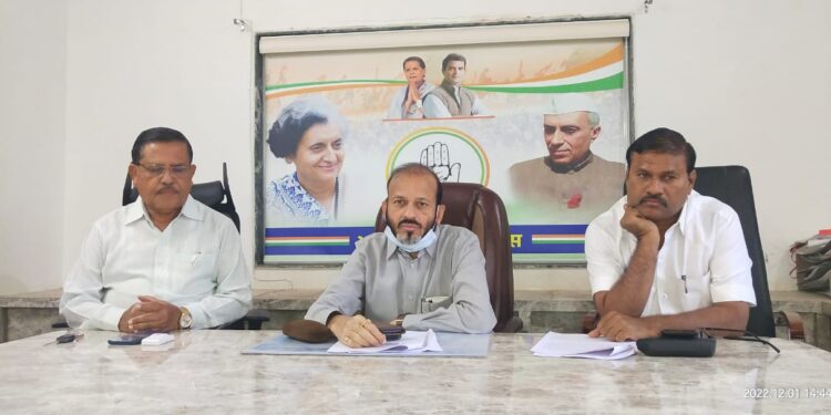 शिंदे फडणवीस सरकारने कॅबिनेट बैठकीत घेतलेल्या आदिवासी विरोधातील निर्णया विरोधात न्यायालयात दाद मागणार : ॲड.के.सी.पाडवी