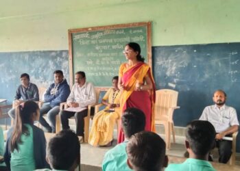 जिल्हा जात पडताळणी समितीमार्फत शहादा महाविद्यालयात मार्गदर्शन