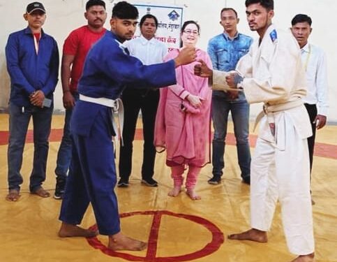 जिल्हास्तरीय शालेय ज्युदो स्पर्धेला विद्यार्थ्यांचा प्रतिसाद