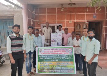 कुऱ्हावद येथे विद्यार्थ्यांनी राबविला भ्रष्टाचाराची साकळी तोडा उपक्रम 