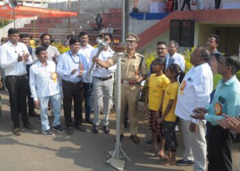 खेळा सोबत स्पर्धा परीक्षेच्या माध्यमातून विद्यार्थ्यांनी करिअर घडवावे : पोलीस अधीक्षक पी.आर.पाटील