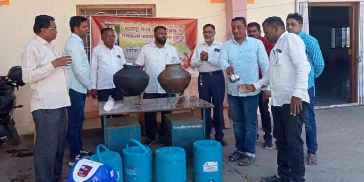 सारंगखेडा श्री.दत्त मंदिर येथे पाणपोई सुरू, प्रहार शिक्षक संघटनाचा अनोखा उपक्रम 