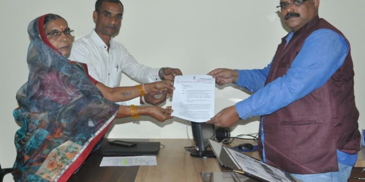 शासन निर्णयांची अंमलबजावणी व्हावी- माजी नगराध्यक्षा  शिलाबाई कडोसे