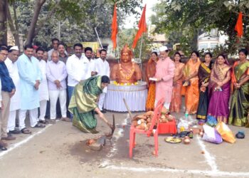 नवापूर येथे महाराणा प्रतापसिंह व छत्रपती शिवरायांचे अश्‍वारुढ स्मारकाचे भुमिपूजन