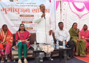 जलजीवन मिशनच्या माध्यमातून प्रत्येक घराला अन् घरातल्या प्रत्येक व्यक्तिला शुद्ध पाणी देणार: पालकमंत्री डॉ. विजयकुमार गावित