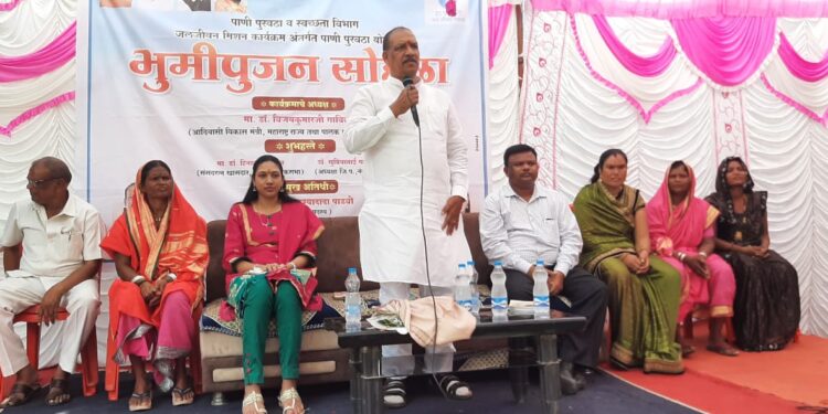 जलजीवन मिशनच्या माध्यमातून प्रत्येक घराला अन् घरातल्या प्रत्येक व्यक्तिला शुद्ध पाणी देणार: पालकमंत्री डॉ. विजयकुमार गावित
