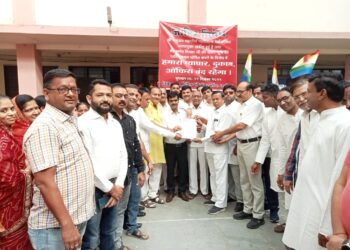 तळोदा जैन समाजातर्फे तहसिलदार यांना निवेदन 