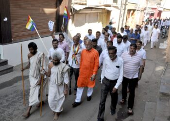 जैन समाजाच्या सम्मेद शिखरजी पर्यटन क्षेत्र निर्णयावर तीव्र आक्षेप,काढण्यात आला मोर्चा