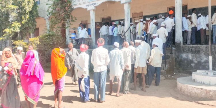 डोकारे आदिवासी सहकारी साखर कारखान्यासाठी  ५३.९६ टक्के मतदान, उद्या २५ डिसेंबर रोजी मतमोजणी