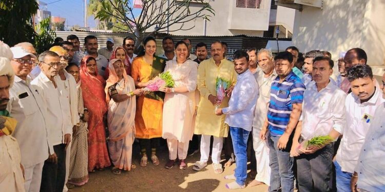रजाळे ग्रामपंचायतीवर भाजपाने वर्चस्व मिळविल्याने गावित परिवाराकडून भव्य सत्कार, आता उपसरपंच निवडीकडे सर्वांचे लक्ष