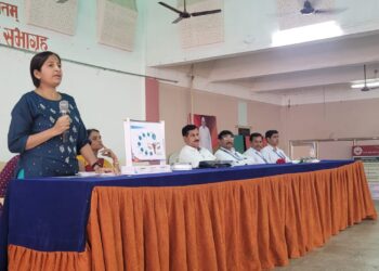 कनिष्ठ महाविद्यालयात ‘आरोग्य व नियमित आहार’या विषयावर व्याख्यान उत्साहात