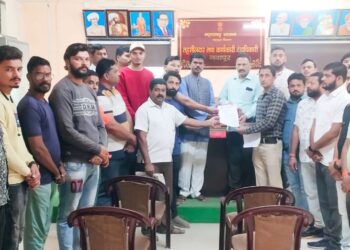 चोरी झालेल्या गोधनांचा शोध घेऊन तस्करी करणाऱ्यांवर कडक कारवाई करा : विश्व हिंदु परिषदेची मागणी