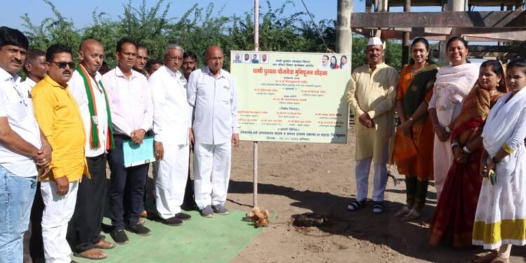प्रकाशा येथे आदिवासी विकास मंत्री डॉ.विजयकुमार गावित यांच्या हस्ते जलजीवन मिशन योजनेचे भुमिपूजन