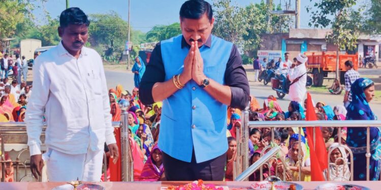 रंजनपुर येथे दगू माता पुण्यतिथीनिमित्त शांती दिवस साजरा, आ. राजेश पाडवी यांनी घेतले समाधीचे दर्शन