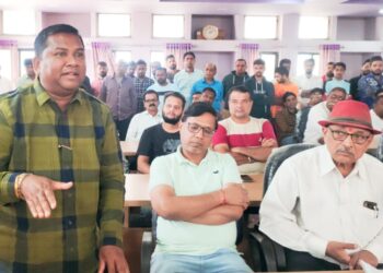 नागरीक तुम्हाला महसुल देतात, नगरपालिकेचे सुखसोयी उपलब्ध करुन देणे आवश्यक : भाजपा तालुका अध्यक्ष भरत गावीत 