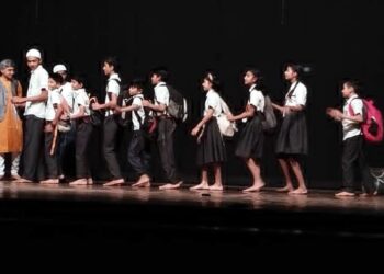 शासनाच्या बालनाट्य स्पर्धेत प्रथमच नंदुरबार जिल्ह्याचे प्रतिनिधीत्त्व