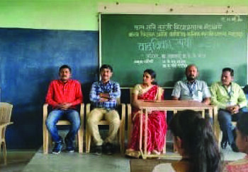 शहादा कनिष्ठ महाविद्यालयात वादविवाद स्पर्धा 