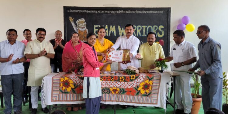 स्पर्धेत जिंकण्योएक्षा सहभागी होणे देखील अत्यंत महत्वाचे : जि.प.अध्यक्षा डॉ.सुप्रिया गावित