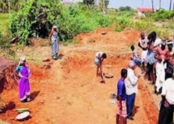 आता मनरेगा मस्टरवरील ग्रामसेवकांची स्वाक्षरी झाली बंद