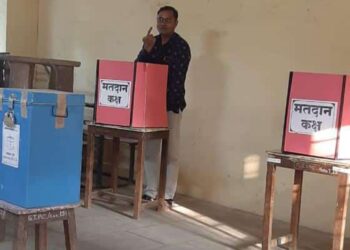 सिनेटसाठी जिल्ह्यात सरासरी ५१ टक्के मतदान