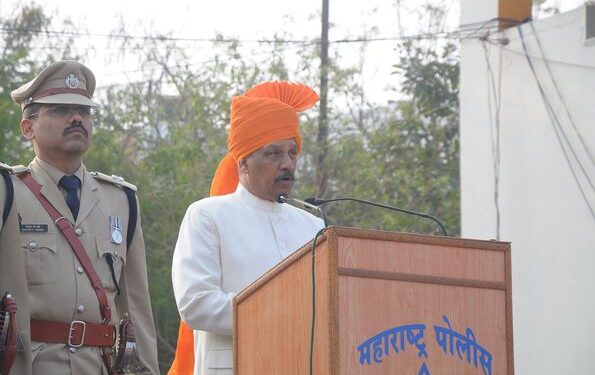 स्वातंत्र्य संग्रामात जिल्ह्यातील क्रांतीकारकांचा इतिहास अभूतपूर्व : पालकमंत्री विजयकुमार गावित