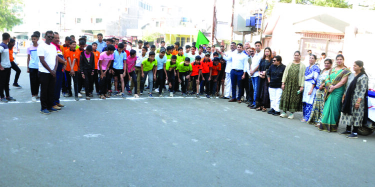 लायन्स परिवारातर्फे तर्फे मॅरेथॉन स्पर्धा