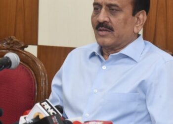 प्रधानमंत्री आवास योजना (ग्रामीण) मधील सर्व घरकुले पूर्ण होणार – मंत्री गिरीष महाजन