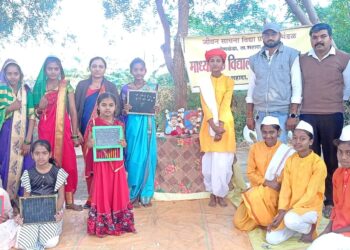 माध्यमिक विद्यालय बिलाडी त.सा.येथे क्रांतीज्योती सावित्रीबाई फुले जयंती साजरी