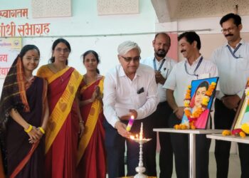 सावित्रीबाई फुले जयंतीनिमित्त कनिष्ठ महाविद्यालयात कार्यक्रम उत्साहात