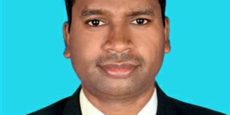 डी. टी. आंबेगावे आदर्श पत्रकार प्रेरणा गौरव पुरस्काराने सन्मानित