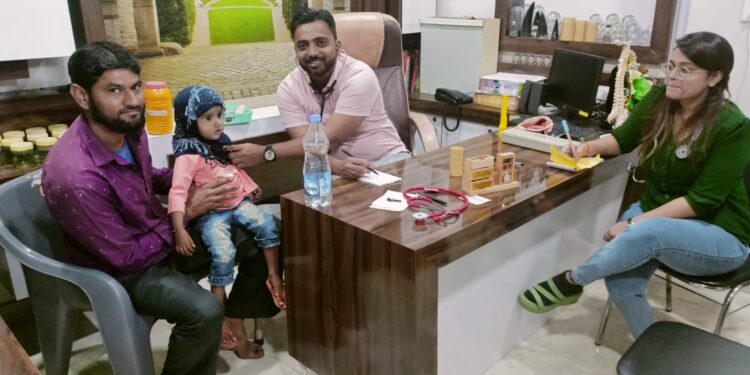 अक्कलकुवा येथे रोगनिदान शिबिरात  ८५ रुग्णांची तपासणी